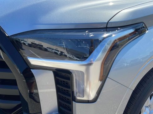 New 2026 Toyota Tundra SR image 29