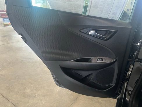 Used 2022 Chevrolet Malibu LT image 21