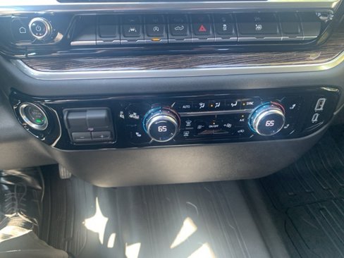New 2026 GMC Sierra 1500 Elevation w/ LPO, Elevation Black Package image 26