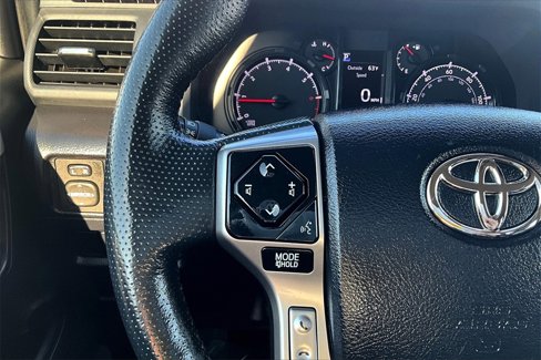 Used 2024 Toyota 4Runner SR5 Premium image 18