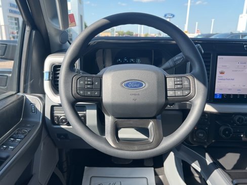 New 2026 Ford F250 4x4 Crew Cab Super Duty image 28