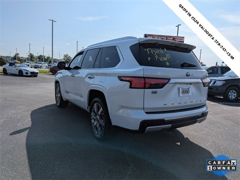 Used 2023 Toyota Sequoia Capstone image 5