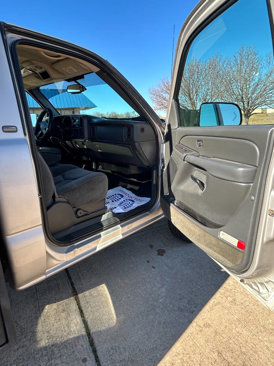 Used 2005 Chevrolet Silverado 3500 LS w/ Heavy-Duty Power Package image 8
