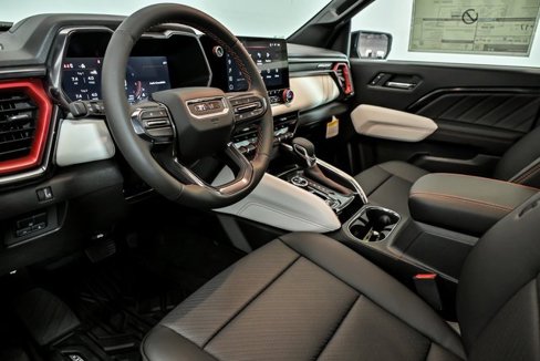 New 2026 GMC Canyon AT4X image 7
