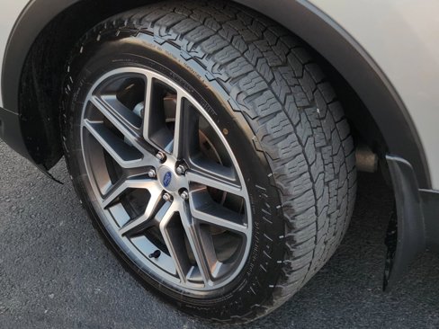 Used 2018 Ford Explorer Sport w/ Equipment Group 401A image 6