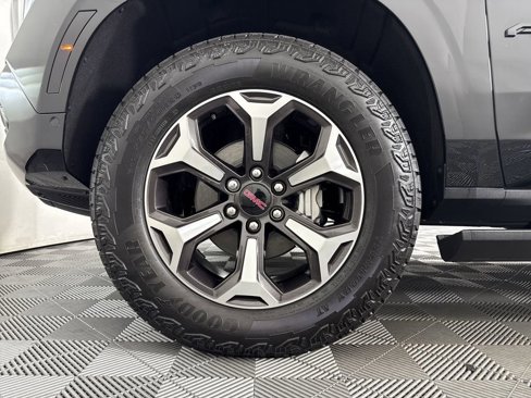 New 2025 GMC Yukon XL AT4 Ultimate image 10