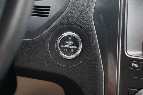 Used 2019 Ford Explorer XLT w/ Equipment Group 201A image 23