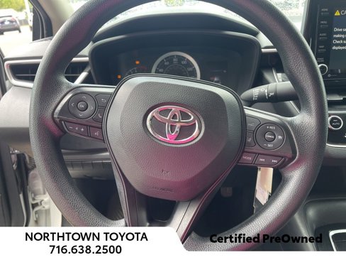 Used 2022 Toyota Corolla LE image 18