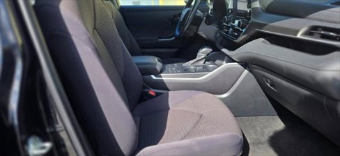 Used 2024 Toyota Highlander LE image 21