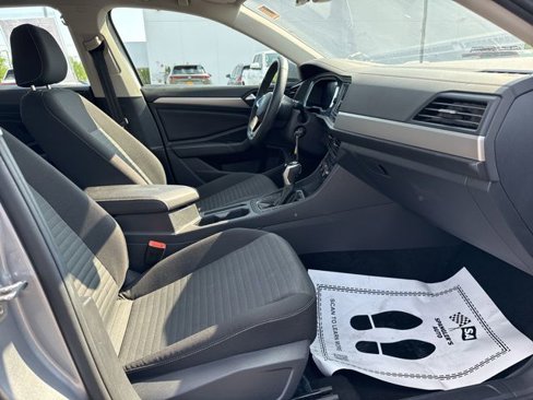 Certified 2024 Volkswagen Jetta S image 22