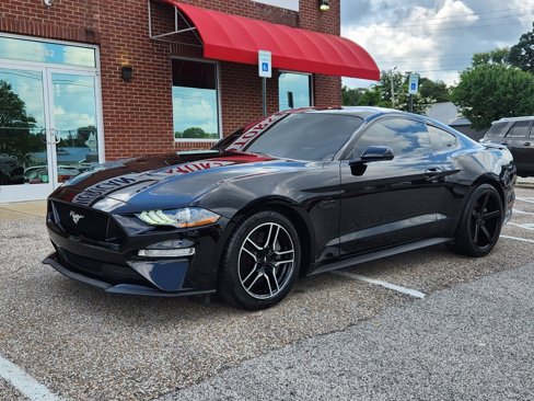 Used 2022 Ford Mustang GT image 2