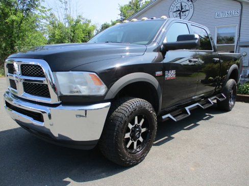 Used 2015 RAM 2500 Tradesman w/ Chrome Appearance Group image 2