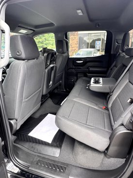 Used 2023 Chevrolet Silverado 1500 Custom image 5