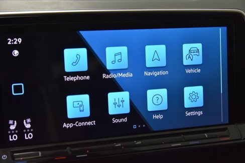 Used 2024 Volkswagen Atlas SE image 25