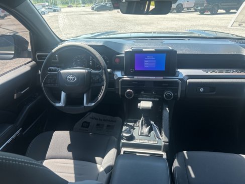 New 2025 Toyota Tacoma TRD Off-Road image 28