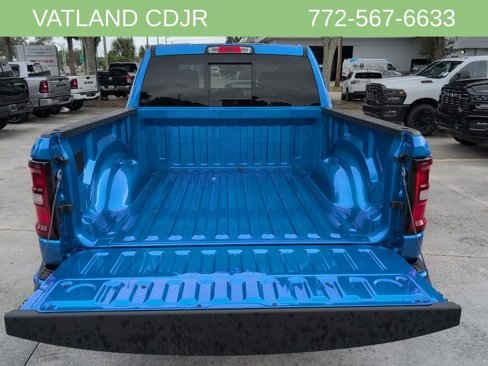 New 2026 RAM 1500 4x4 Crew Cab image 31