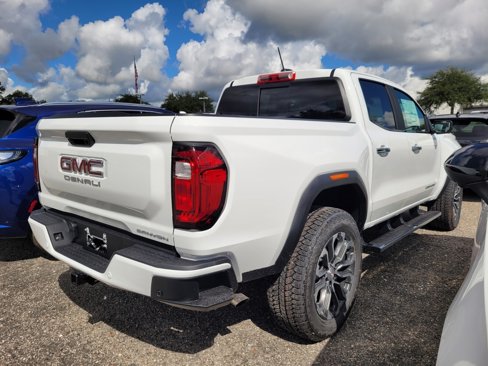 New 2026 GMC Canyon Denali image 11