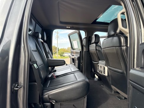 Used 2019 Ford F250 Lariat w/ Lariat Ultimate Package image 48