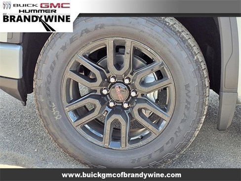 New 2026 GMC Sierra 1500 Elevation image 8