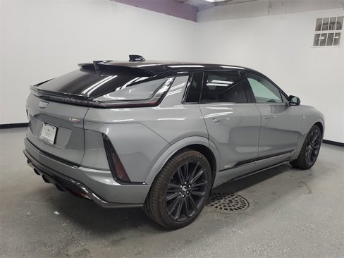 New 2026 Cadillac Lyriq V w/ Exterior Carbon Fiber Package image 3