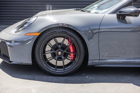 Certified 2025 Porsche 911 Carrera GTS image 12