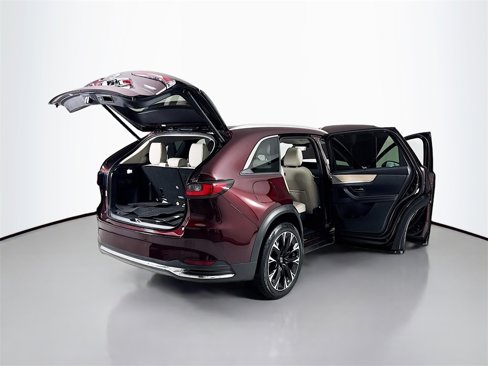 Used 2024 MAZDA CX-90 Plug-In Hybrid w/ Premium Pkg image 32
