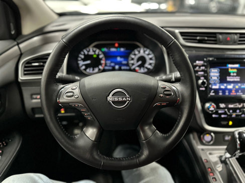 Used 2023 Nissan Murano SV image 19