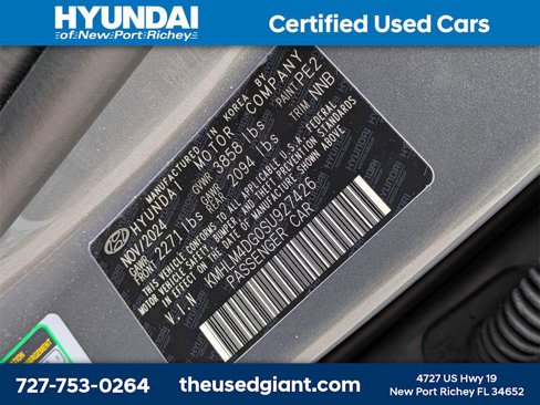 Certified 2025 Hyundai Elantra Sport image 31