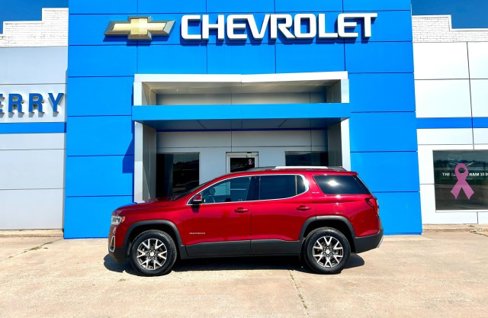 Used 2023 GMC Acadia SLE w/ Driver Convenience Package image 4