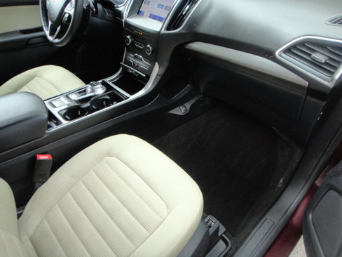 Used 2020 Ford Edge SEL image 15
