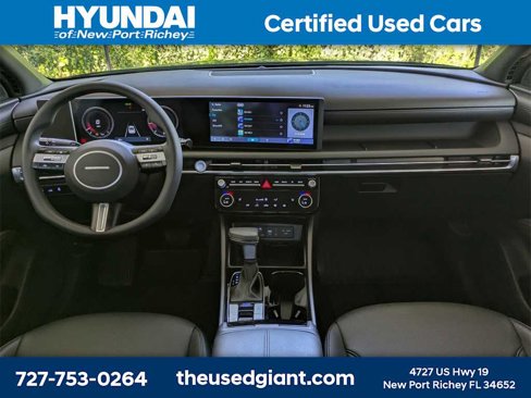Used 2025 Hyundai Santa Cruz SEL image 17