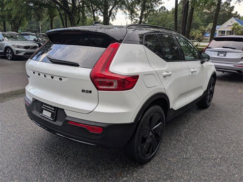 New 2026 Volvo XC40 B5 Ultra image 4