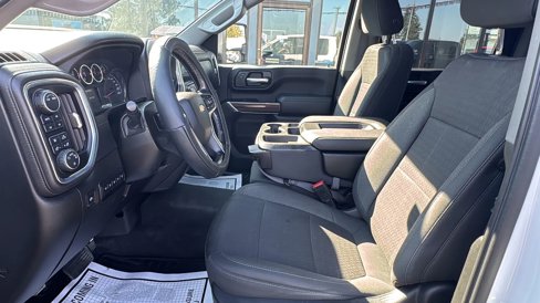 Used 2022 Chevrolet Silverado 2500 LT w/ Convenience Package image 6