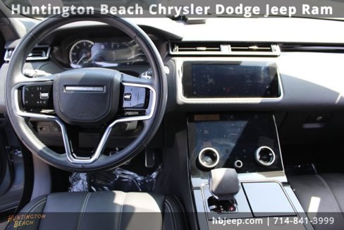 Used 2023 Land Rover Range Rover Velar R-Dynamic S image 16