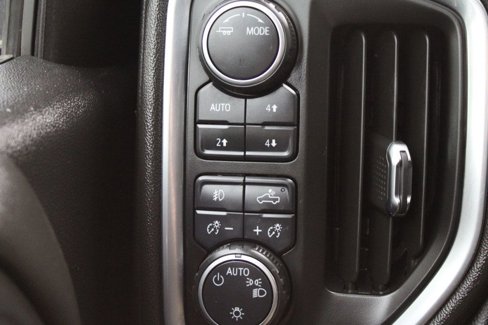 Used 2020 Chevrolet Silverado 1500 RST image 26