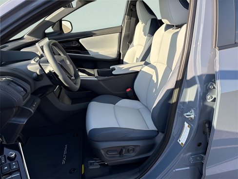 New 2025 Subaru Solterra Limited image 11