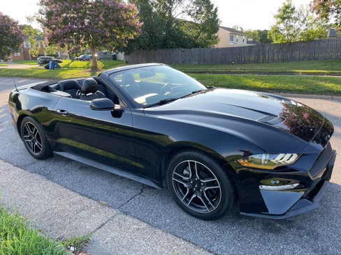 Used 2020 Ford Mustang Premium image 31