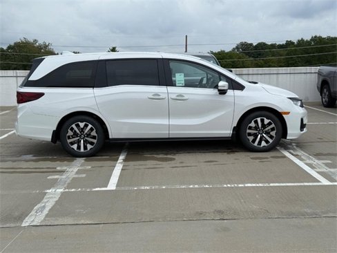 New 2026 Honda Odyssey EX-L image 2