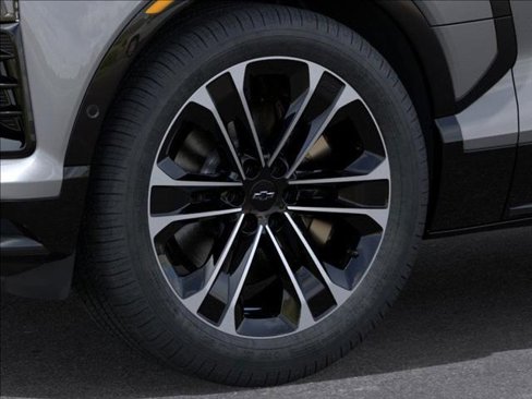 New 2025 Chevrolet Blazer EV SS image 9