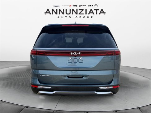 Used 2024 Kia Carnival SX image 4