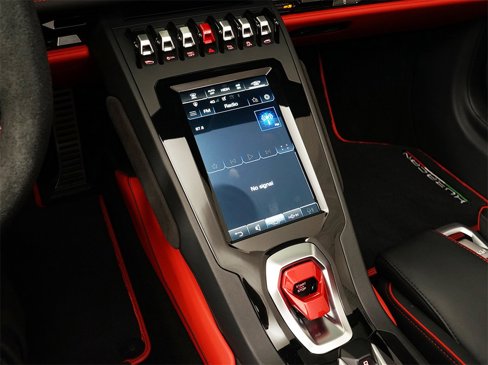 Used 2022 Lamborghini Huracan EVO image 19