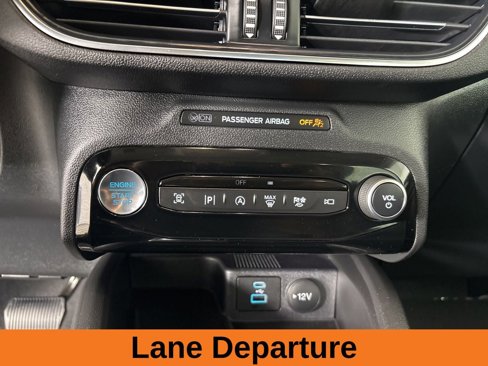 Used 2023 Ford Escape Platinum image 17