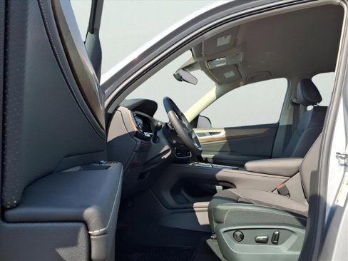New 2026 Volkswagen Atlas SE image 18