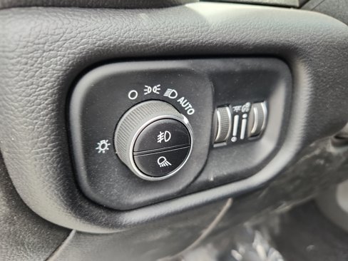 New 2025 RAM 2500 Laramie image 31