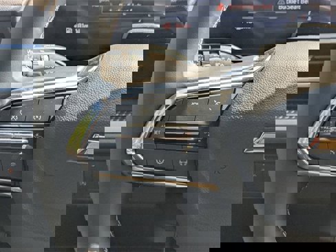 New 2026 Chevrolet Traverse LT w/ Enhanced Driving Package image 19