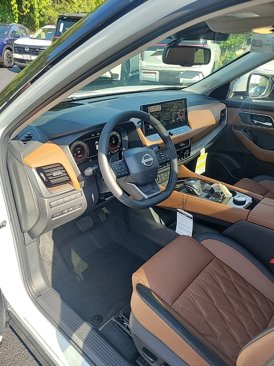 New 2026 Nissan Rogue Platinum image 29