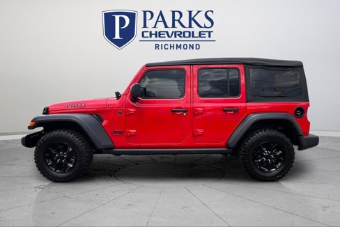 Used 2023 Jeep Wrangler Willys image 4