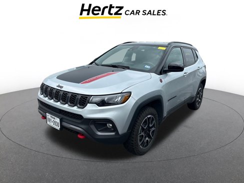 Used 2025 Jeep Compass Trailhawk w/ Trailer Tow Group image 3