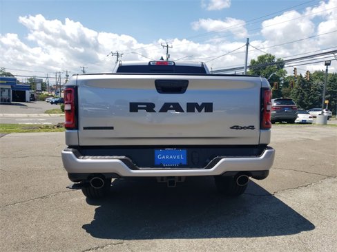 New 2025 RAM 1500 4x4 Crew Cab image 14