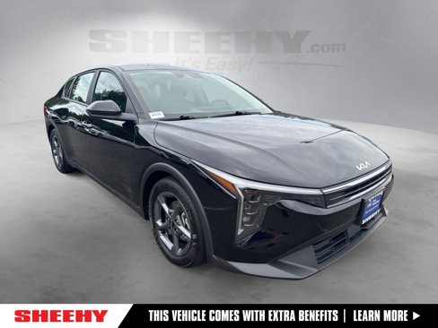 Used 2025 Kia K4 LXS image 1